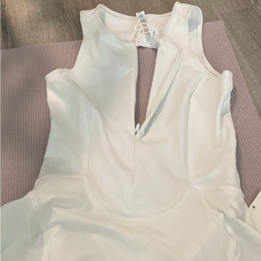 White Sleeveless Dress